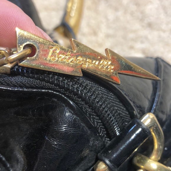 Rare Betseyville by Betsey Johnson Purse - Picture 5 of 8